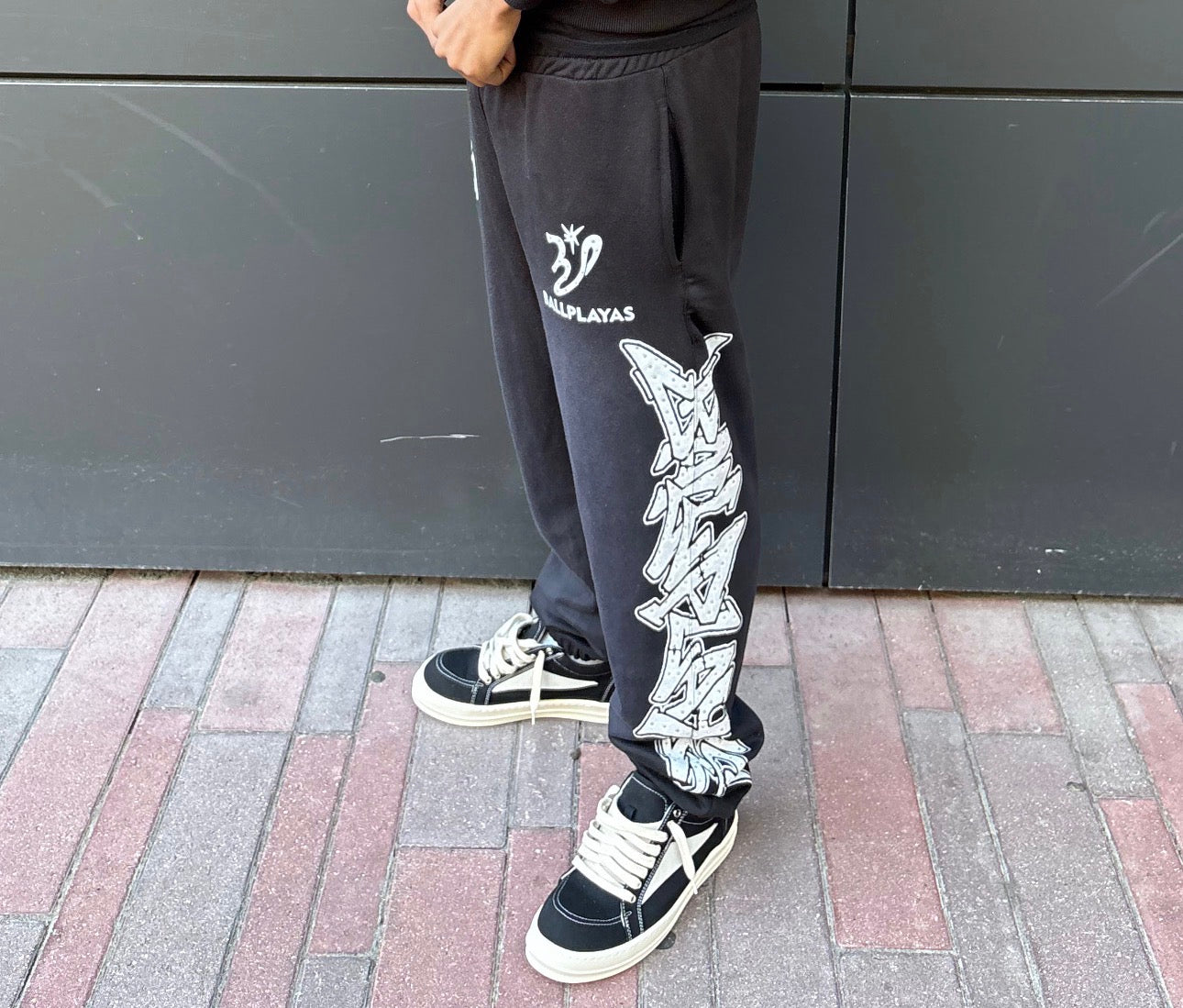 Ballplayas Black 450 (Sweats)